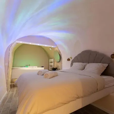 Luxury Room, Parking, Wifi, Jacuzzi, Balneo 아파트