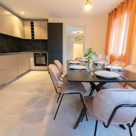Apartment Luxury Room, Parking, Wifi, Jacuzzi, Balneo