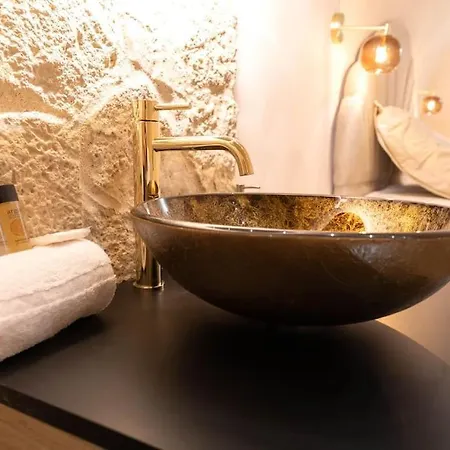 Luxury Room, Parking, Wifi, Jacuzzi, Balneo Nice