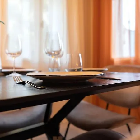 Apartment Luxury Room, Parking, Wifi, Jacuzzi, Balneo
